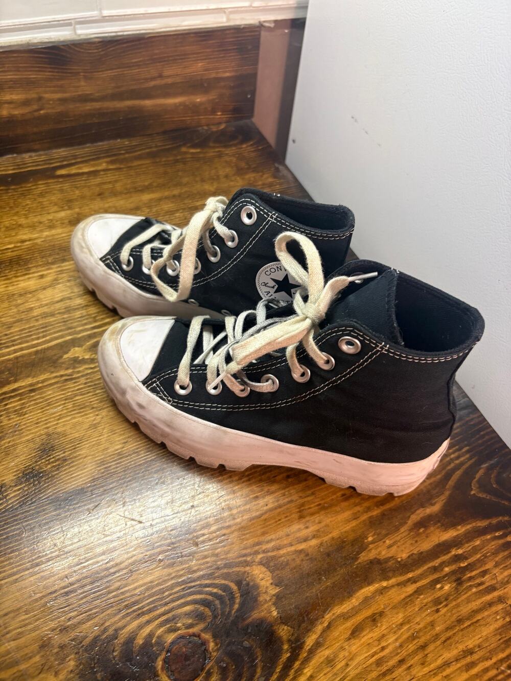 Converse‎ Black Platform Sneakers Size 5